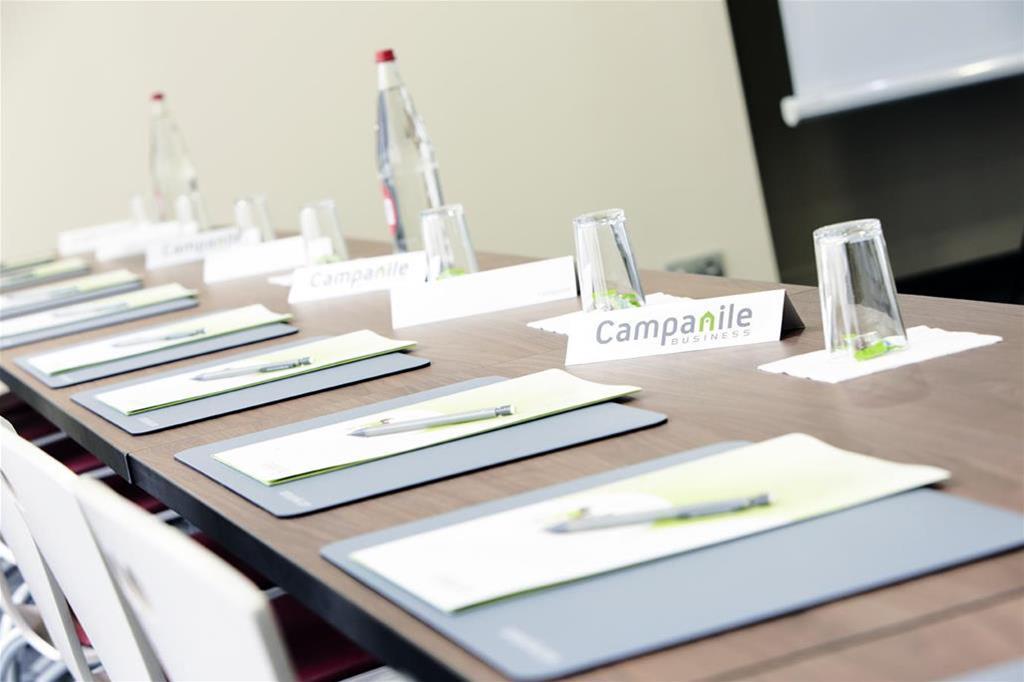 Hotel Campanile Saint-Quentin-En-Yvelines Montigny-le-Bretonneux Zewnętrze zdjęcie