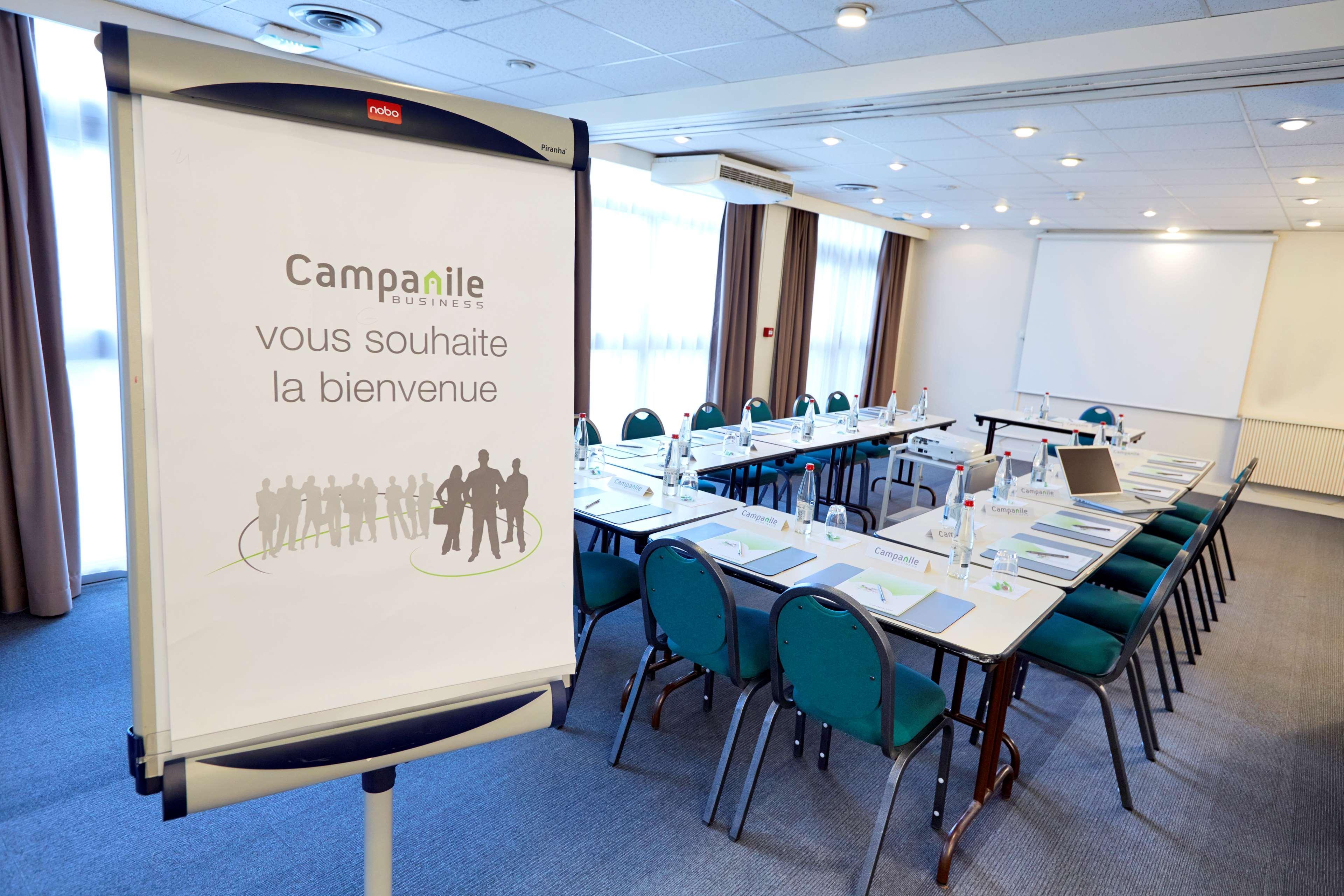 Hotel Campanile Saint-Quentin-En-Yvelines Montigny-le-Bretonneux Zewnętrze zdjęcie