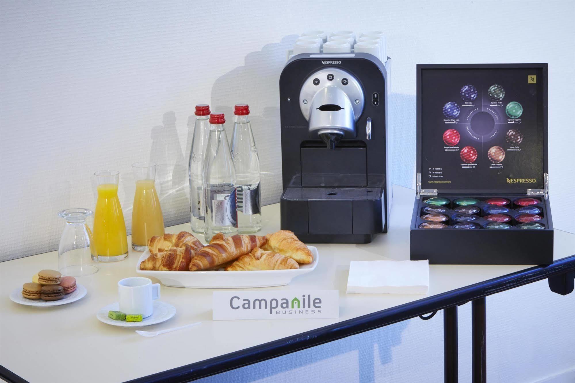 Hotel Campanile Saint-Quentin-En-Yvelines Montigny-le-Bretonneux Zewnętrze zdjęcie